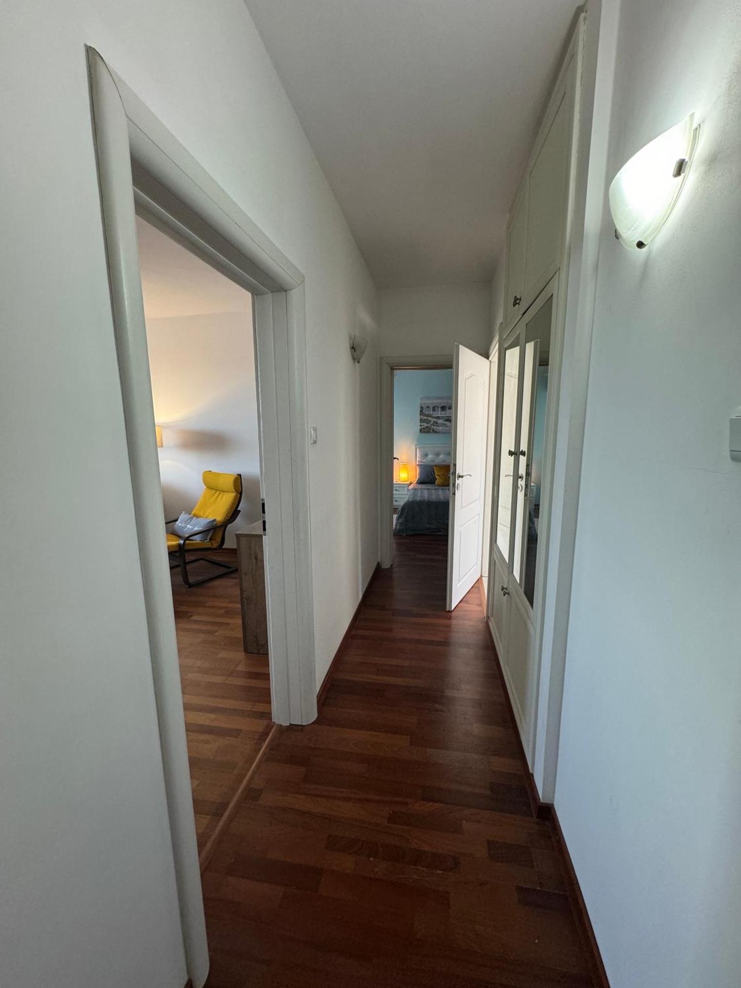 Kakavanen'S Sea View Apartment Балчик Екстериор снимка