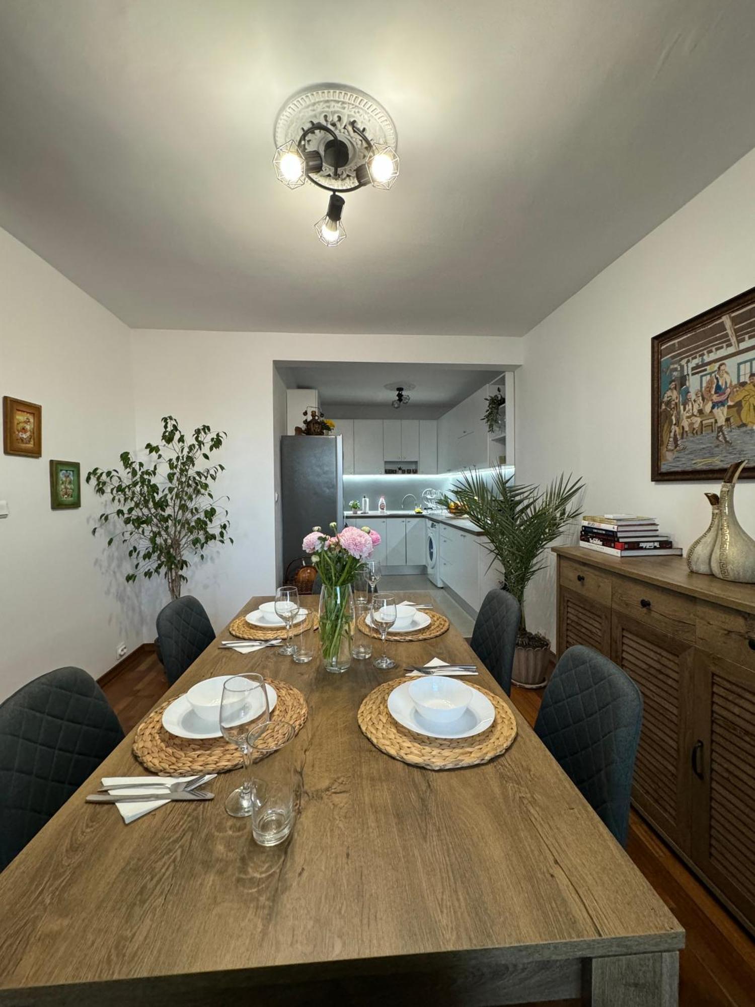 Kakavanen'S Sea View Apartment Балчик Екстериор снимка